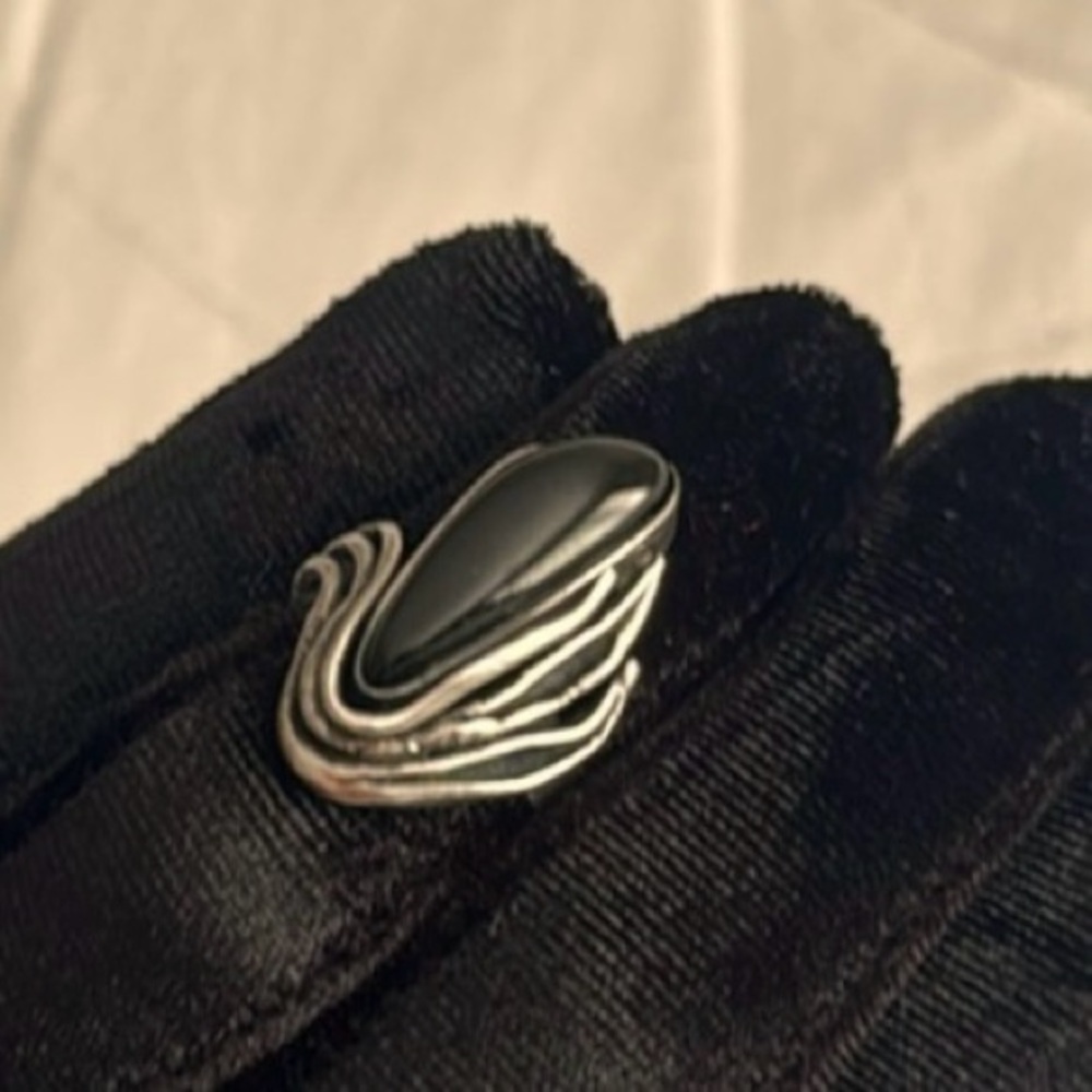 Vintage Statement Ring - image 1